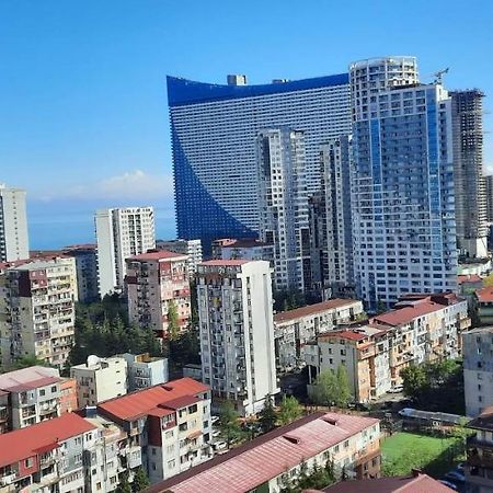 Lilia Apartment Batumi Exterior foto